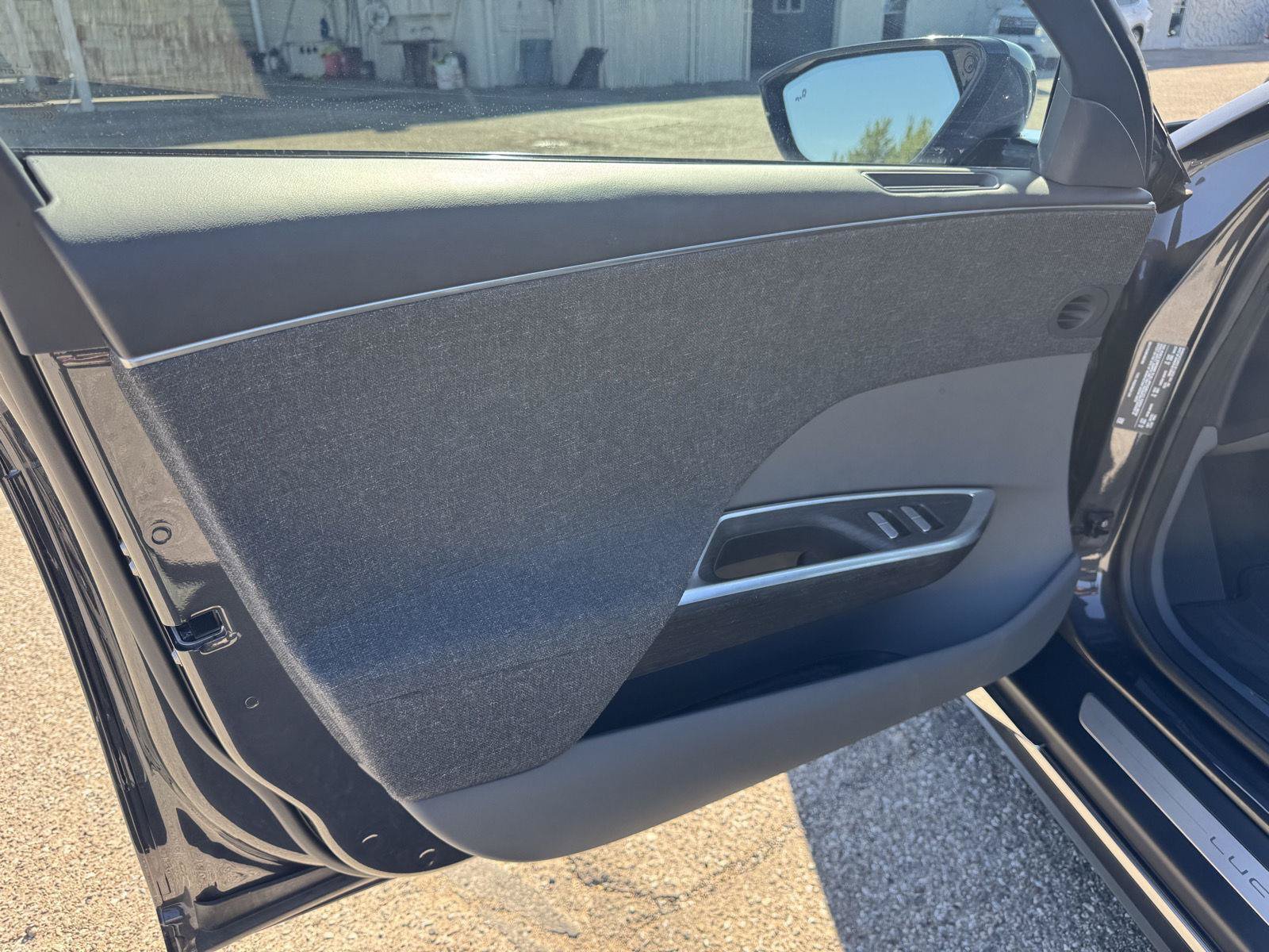Used 2024 Lucid Air Touring AWD/4WD image 14