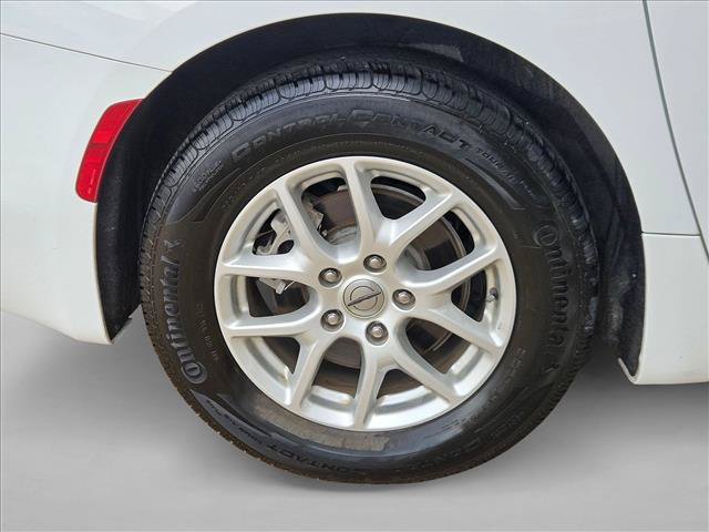 Used 2021 Chrysler Voyager Lxi FWD image 20