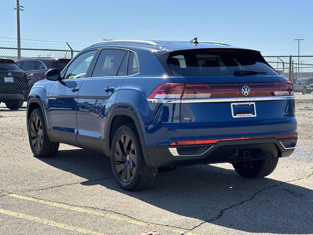 New 2026 Volkswagen Atlas Cross Sport SE image 3