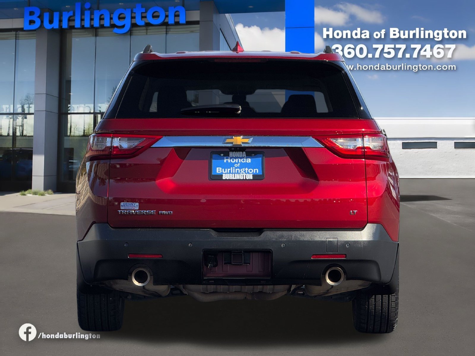Used 2020 Chevrolet Traverse LT w/ LT Premium Package AWD/4WD image 5