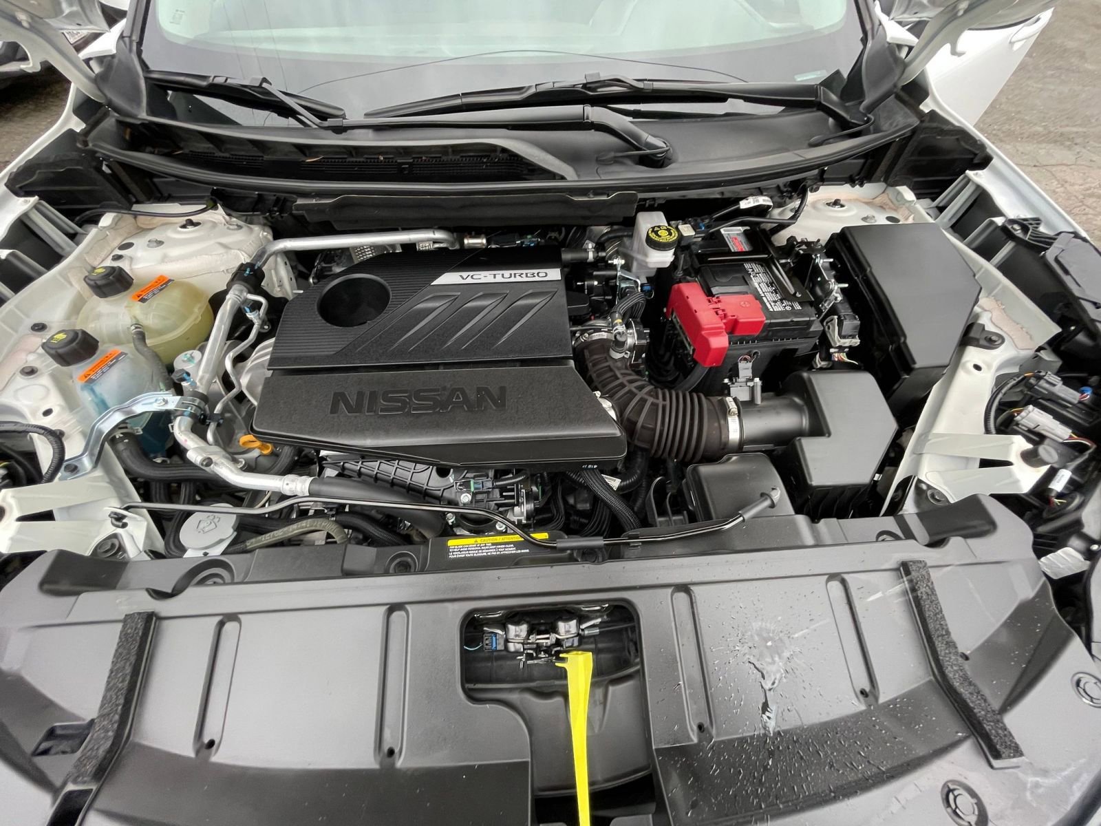 Used 2025 Nissan Rogue SV image 34