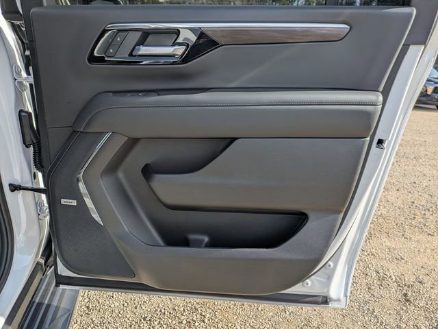 New 2026 Chevrolet Suburban LT w/ Comfort Package image 35