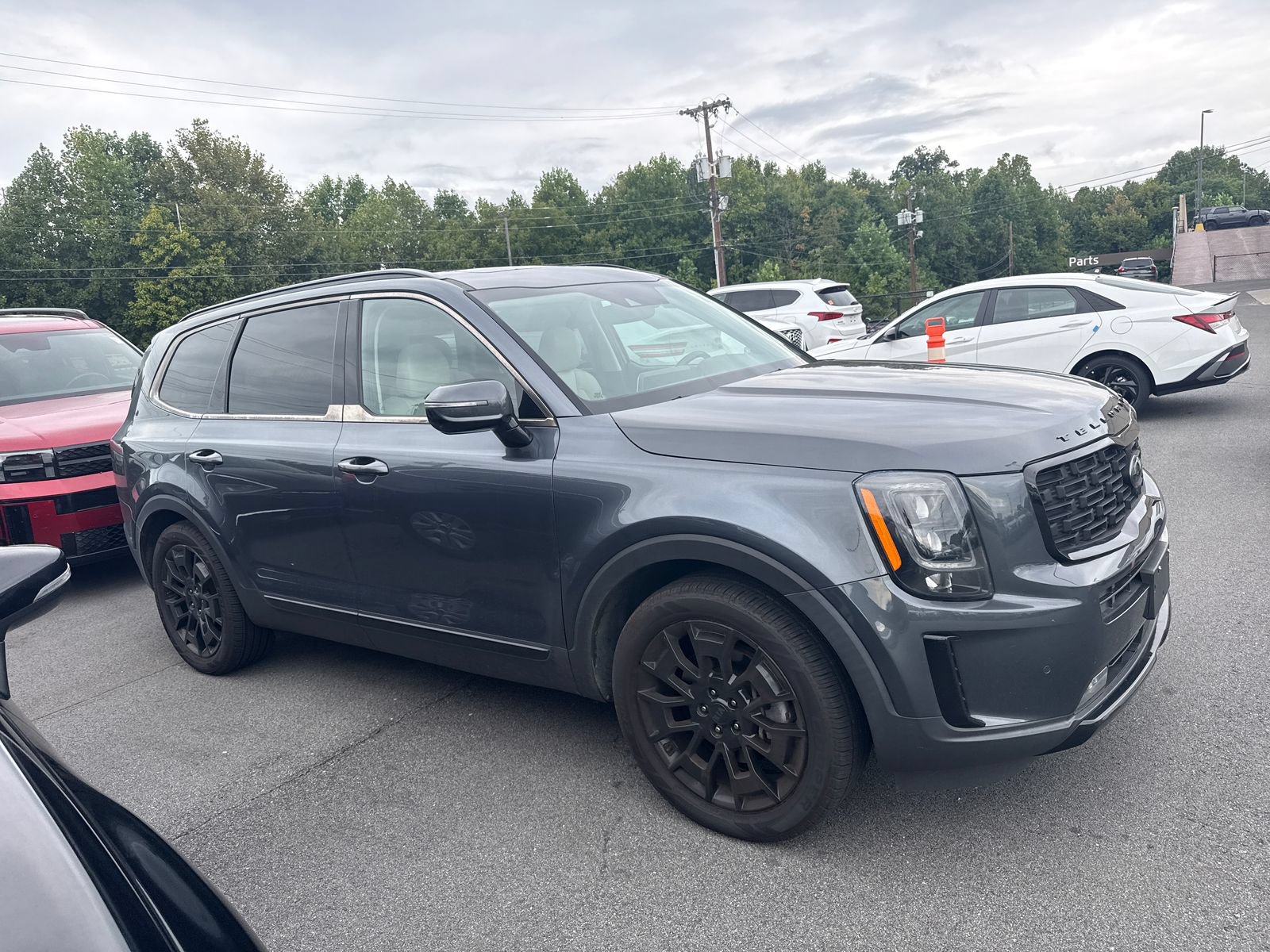 Used 2021 Kia Telluride SX w/ Nightfall Edition Package AWD/4WD image 8