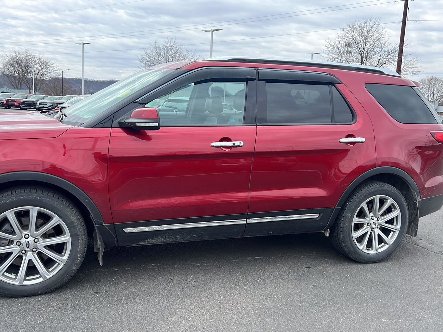 Used 2017 Ford Explorer Limited w/ Equipment Group 303A image 11