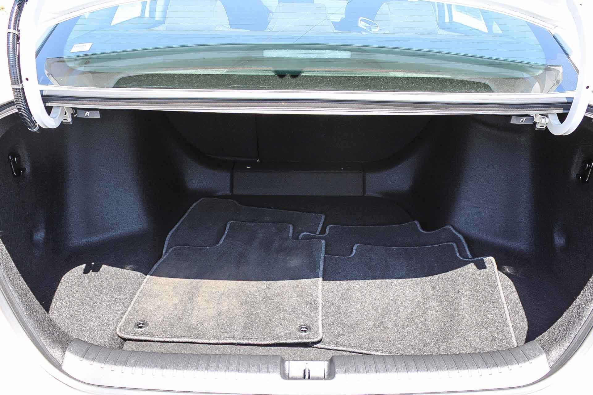 Certified 2025 Honda Accord SE image 27