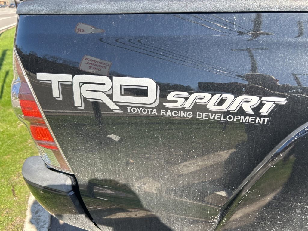 Used 2014 Toyota Tacoma 4x4 Access Cab V6 w/ TRD Sport Package image 4