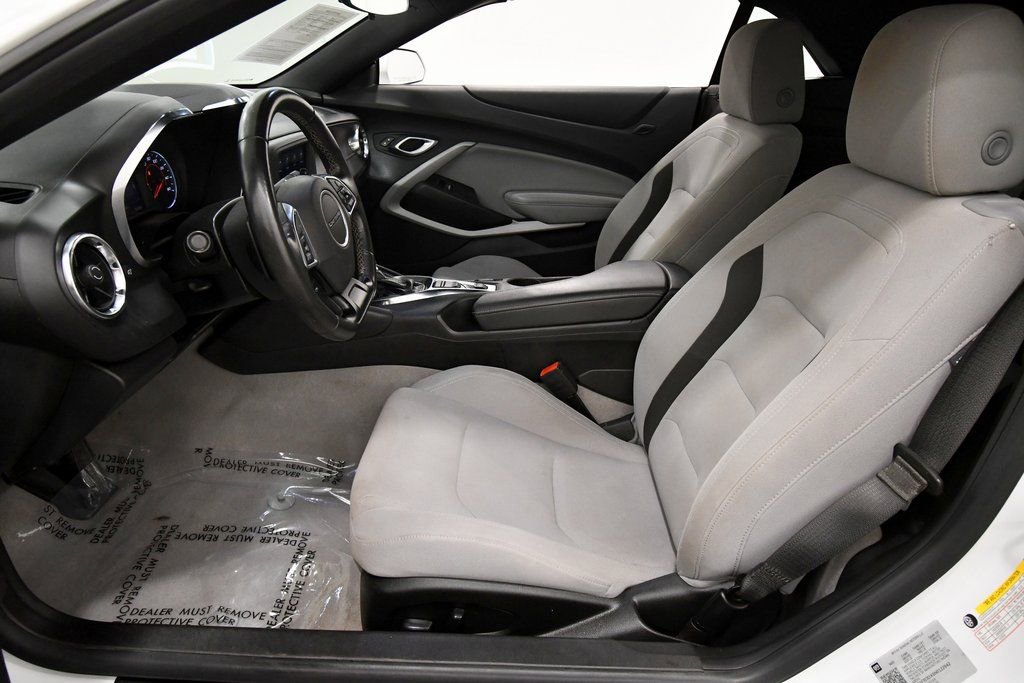 Used 2022 Chevrolet Camaro LT image 14