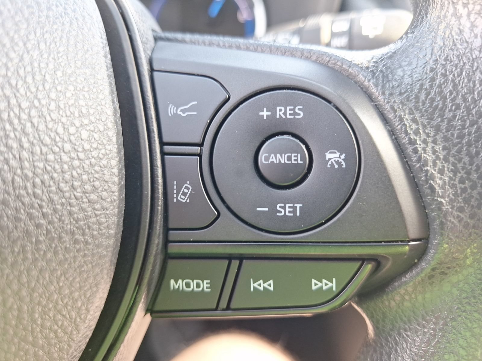 Used 2024 Toyota RAV4 XLE w/ Convenience Package AWD/4WD image 21