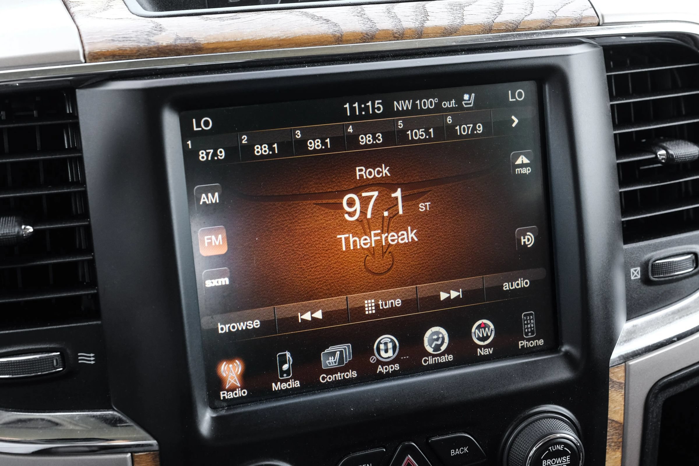 Used 2016 RAM 2500 Longhorn AWD/4WD image 40