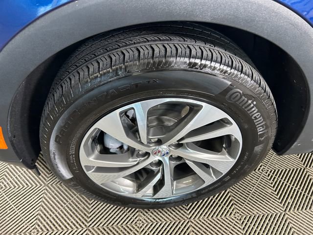 Used 2023 Buick Envision Essence image 11