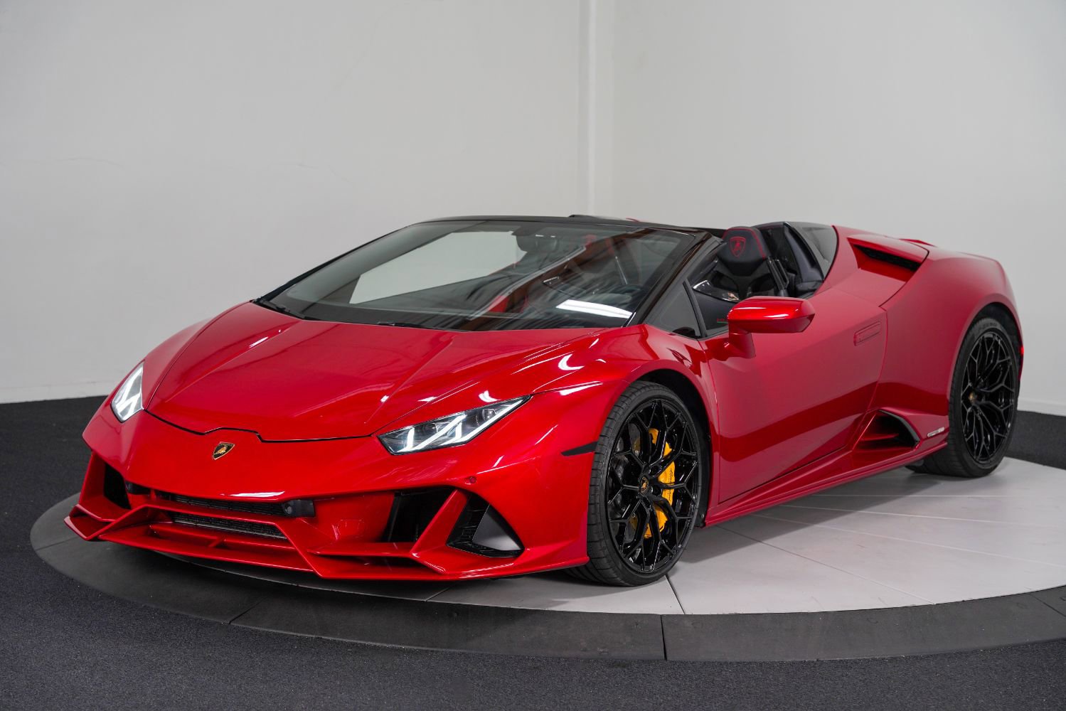 Used 2021 Lamborghini Huracan EVO AWD/4WD image 5