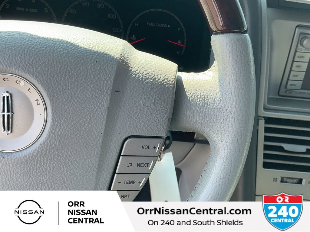 Used 2005 Lincoln Aviator AWD image 22