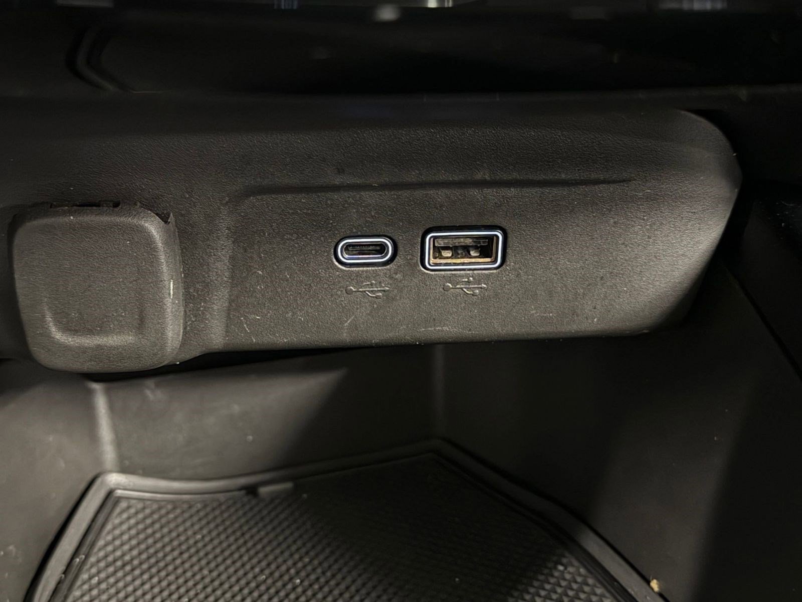 Used 2025 Chevrolet Trax ACTIV w/ Driver Confidence Package image 27