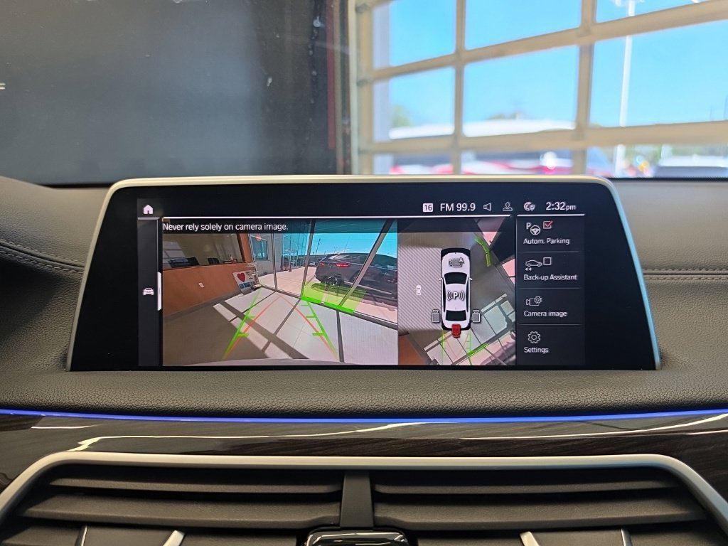 Used 2022 BMW 740i w/ Premium Package RWD image 21