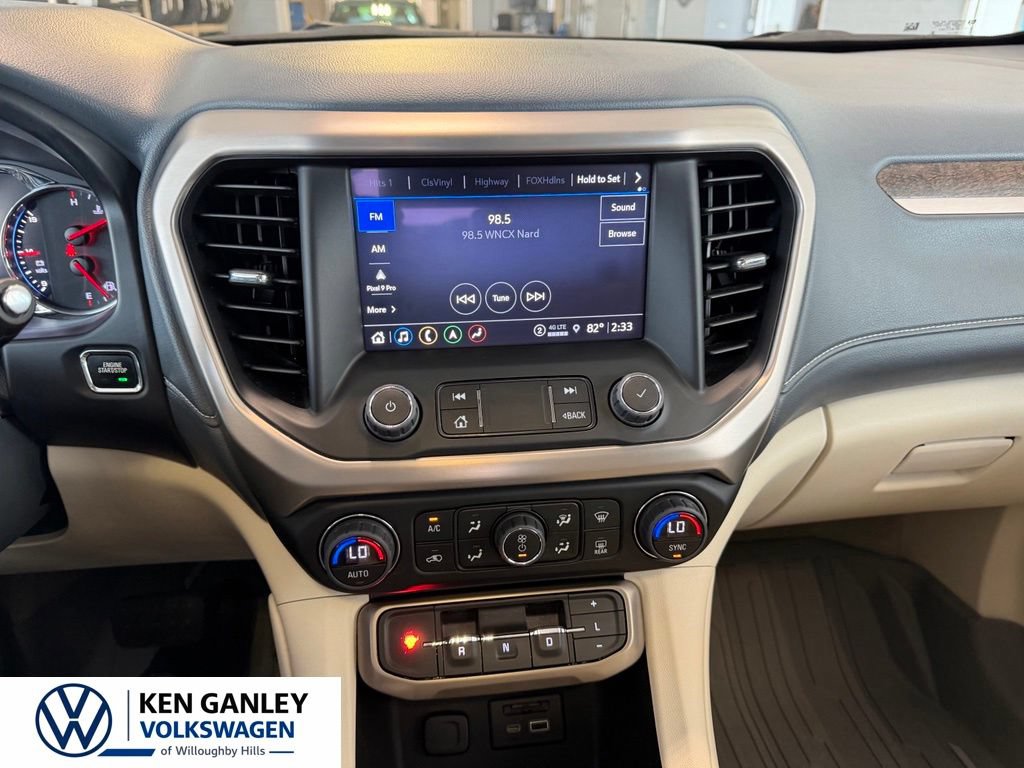 Used 2023 GMC Acadia Denali w/ Denali Ultimate Package AWD/4WD image 48