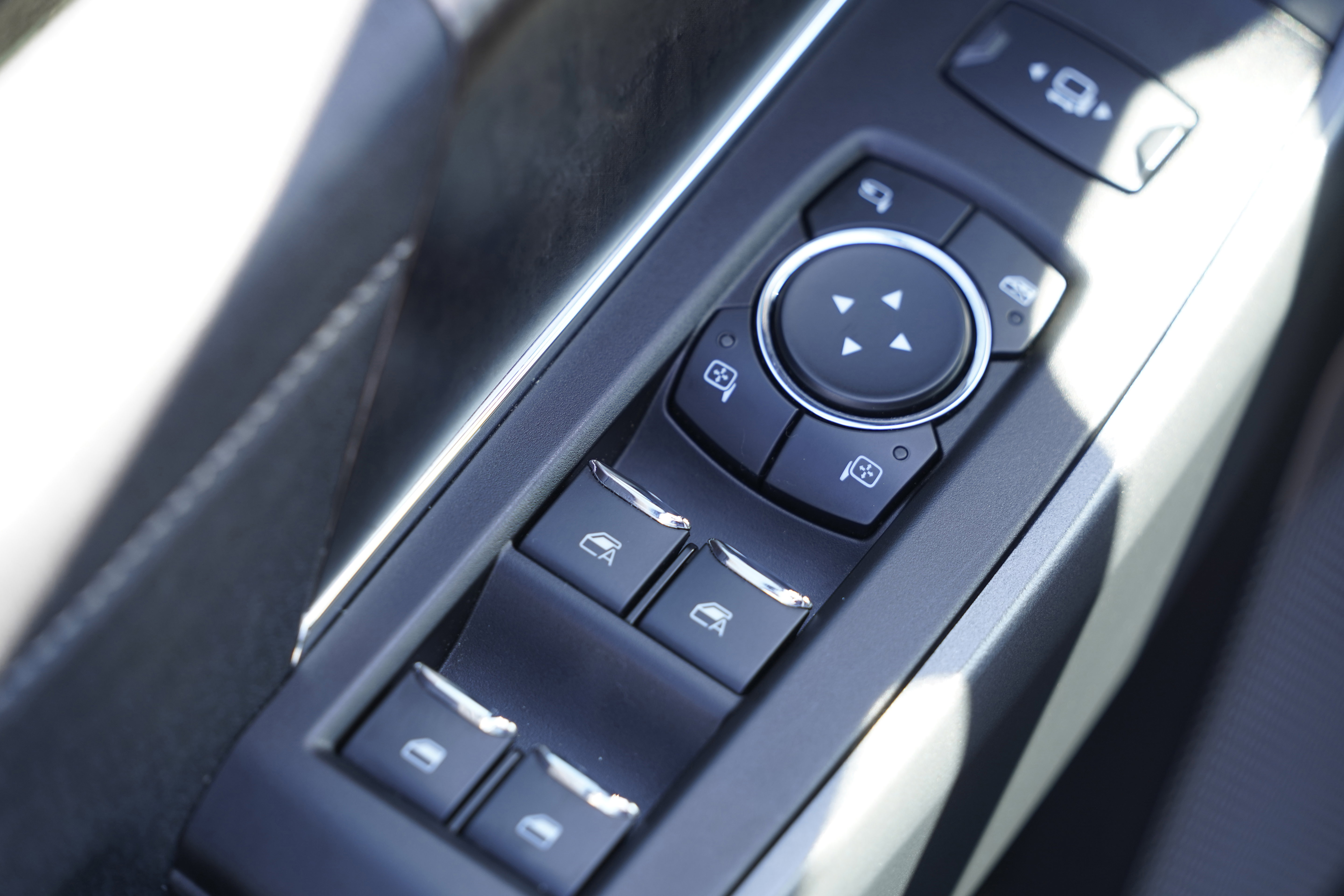 Used 2023 Ford F250 Lariat w/ Lariat Ultimate Package image 17