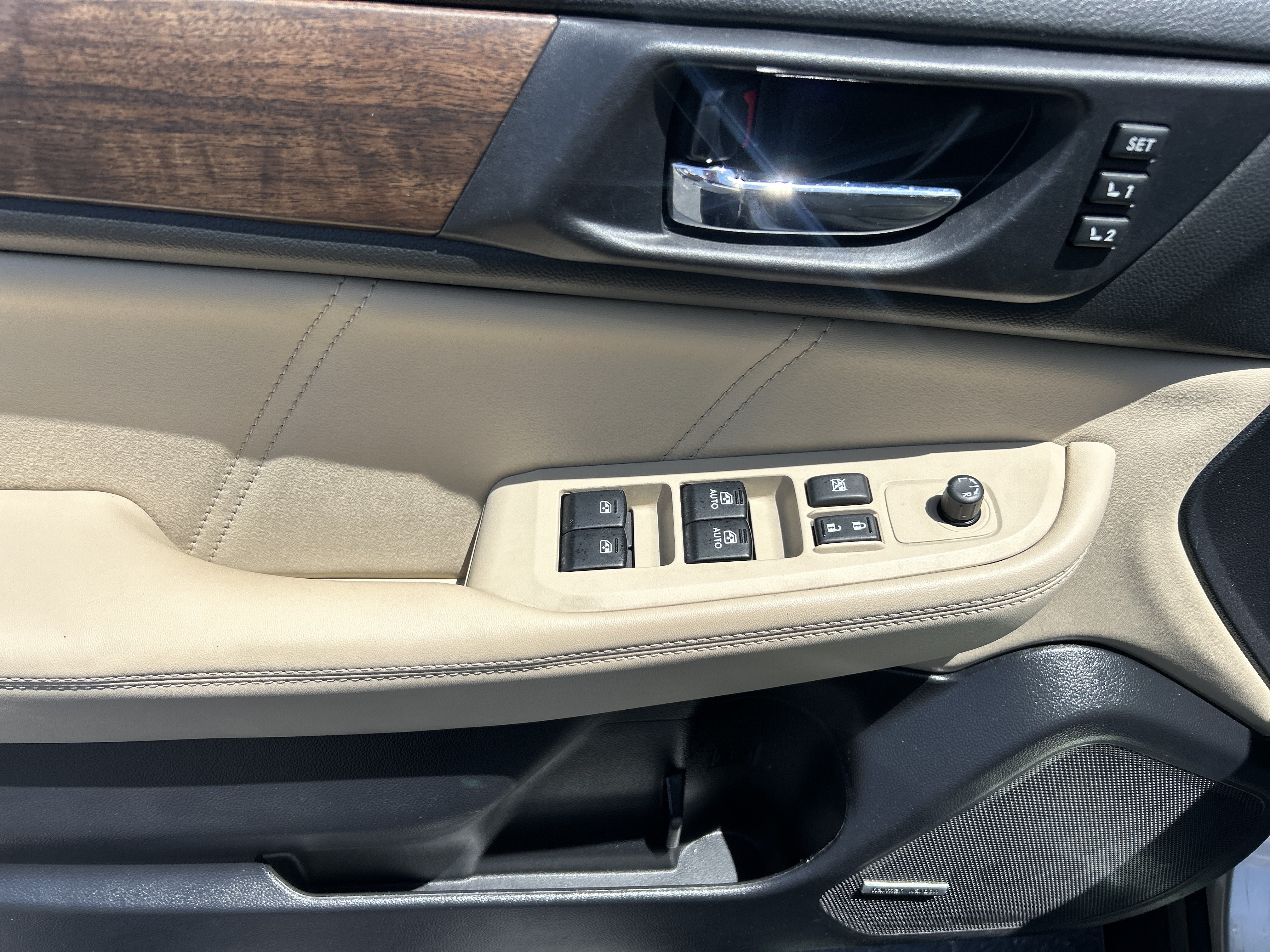 Used 2019 Subaru Outback 2.5i Limited AWD/4WD image 14