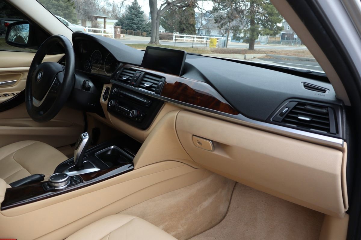 Used 2015 BMW 335i xDrive Sedan AWD/4WD image 17