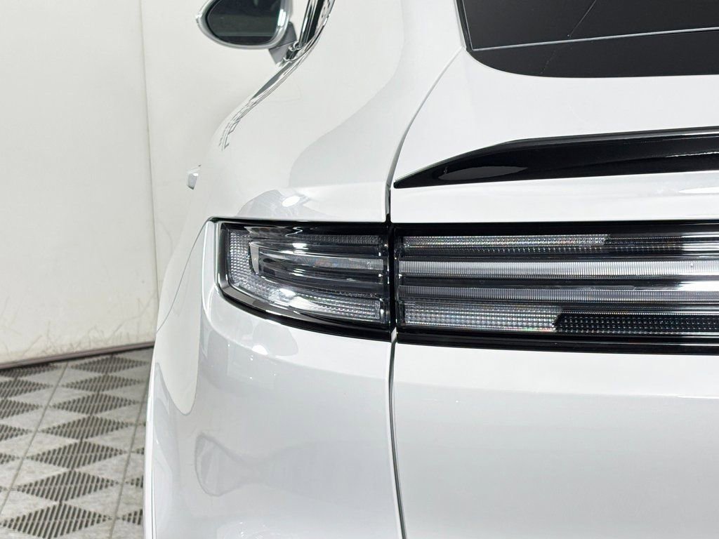 New 2026 Porsche Cayenne GTS AWD/4WD image 12