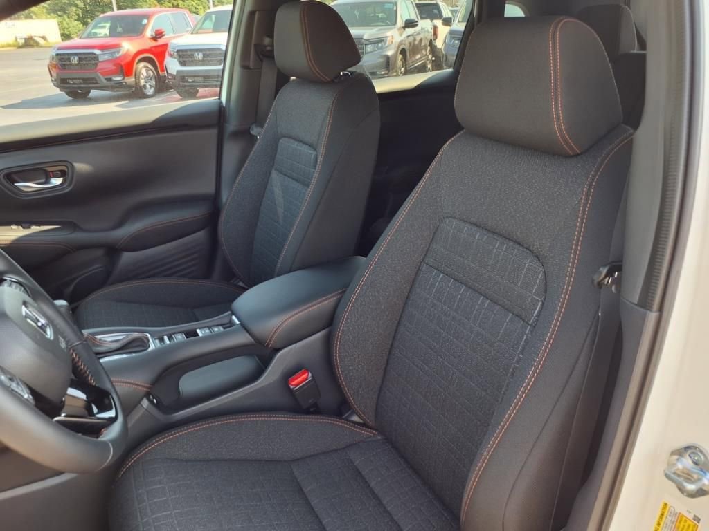 New 2026 Honda HR-V Sport image 15