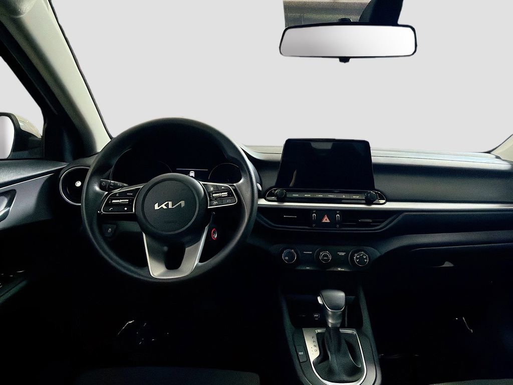 Used 2024 Kia Forte LXS w/ LXS Technology Package FWD image 22