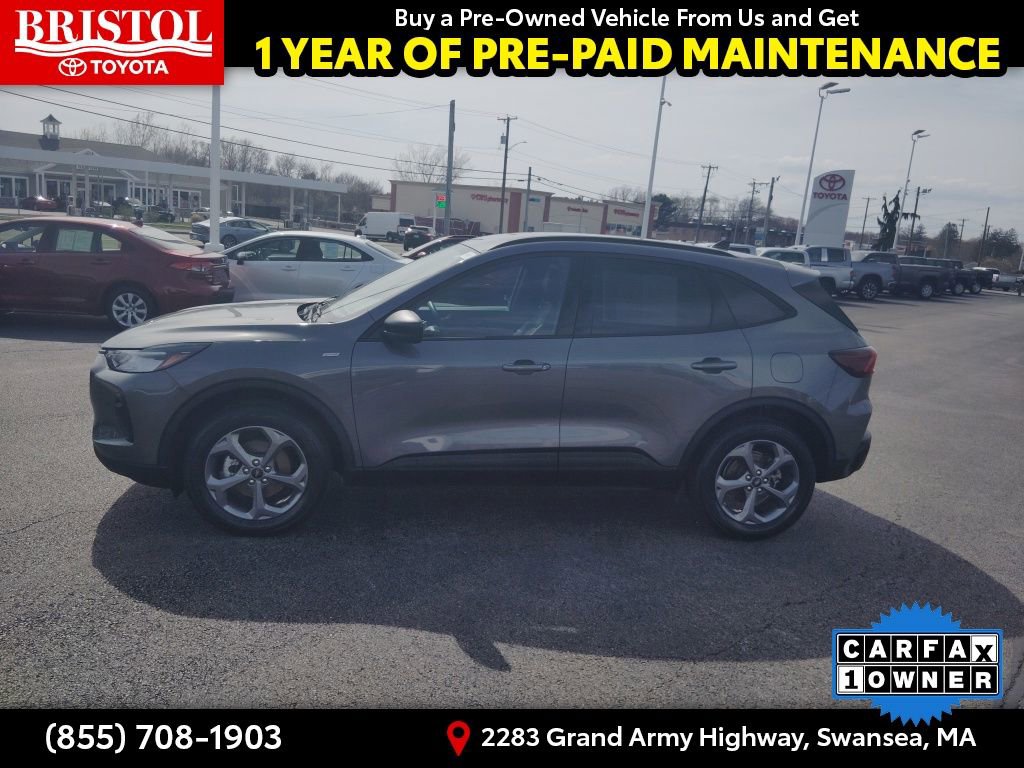 Used 2025 Ford Escape ST-Line AWD/4WD image 4