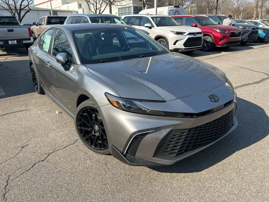 New 2026 Toyota Camry SE image 1