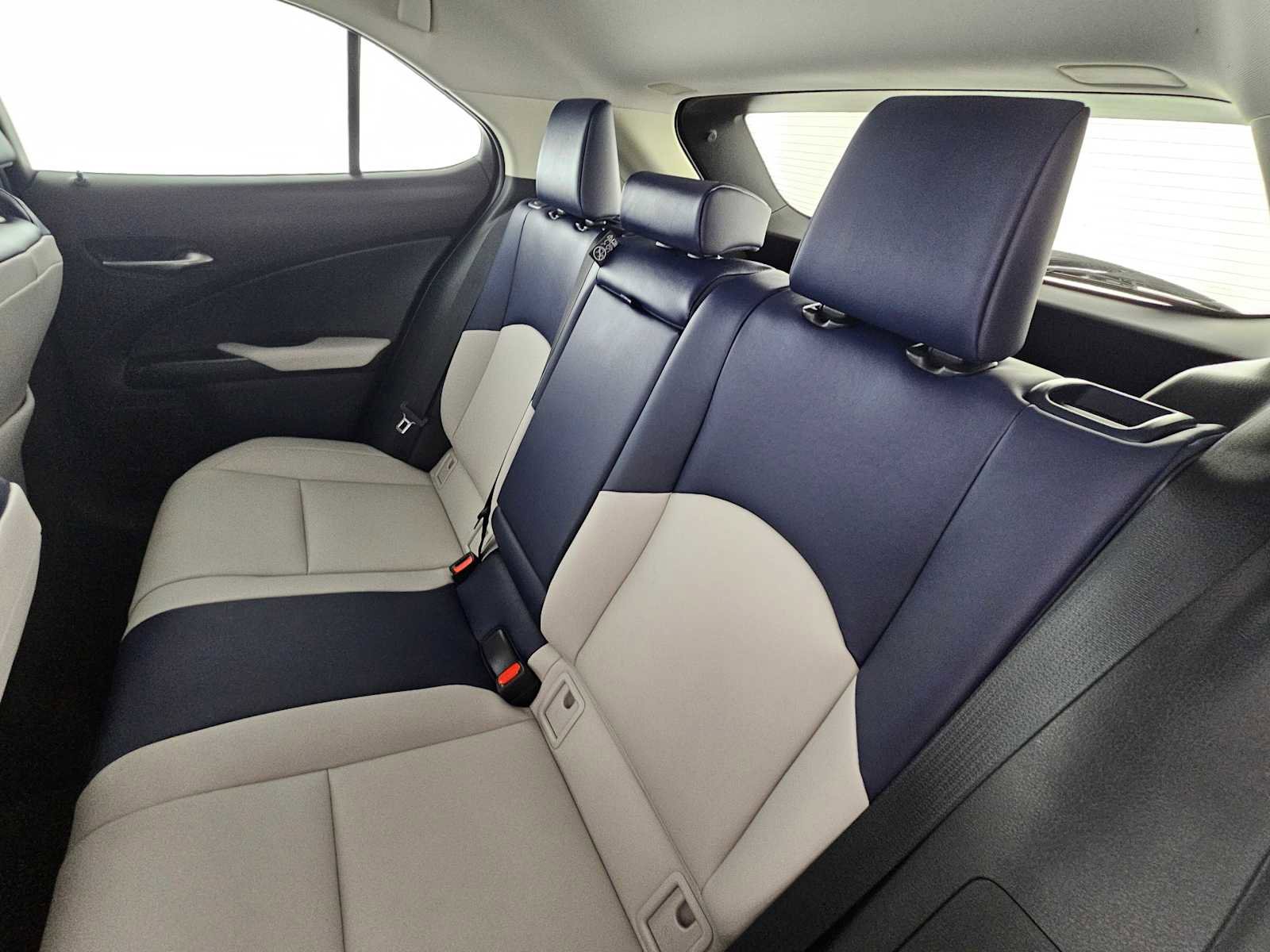 Certified 2025 Lexus UX 300h UX300h w/ Accessory Package (Z2) image 17