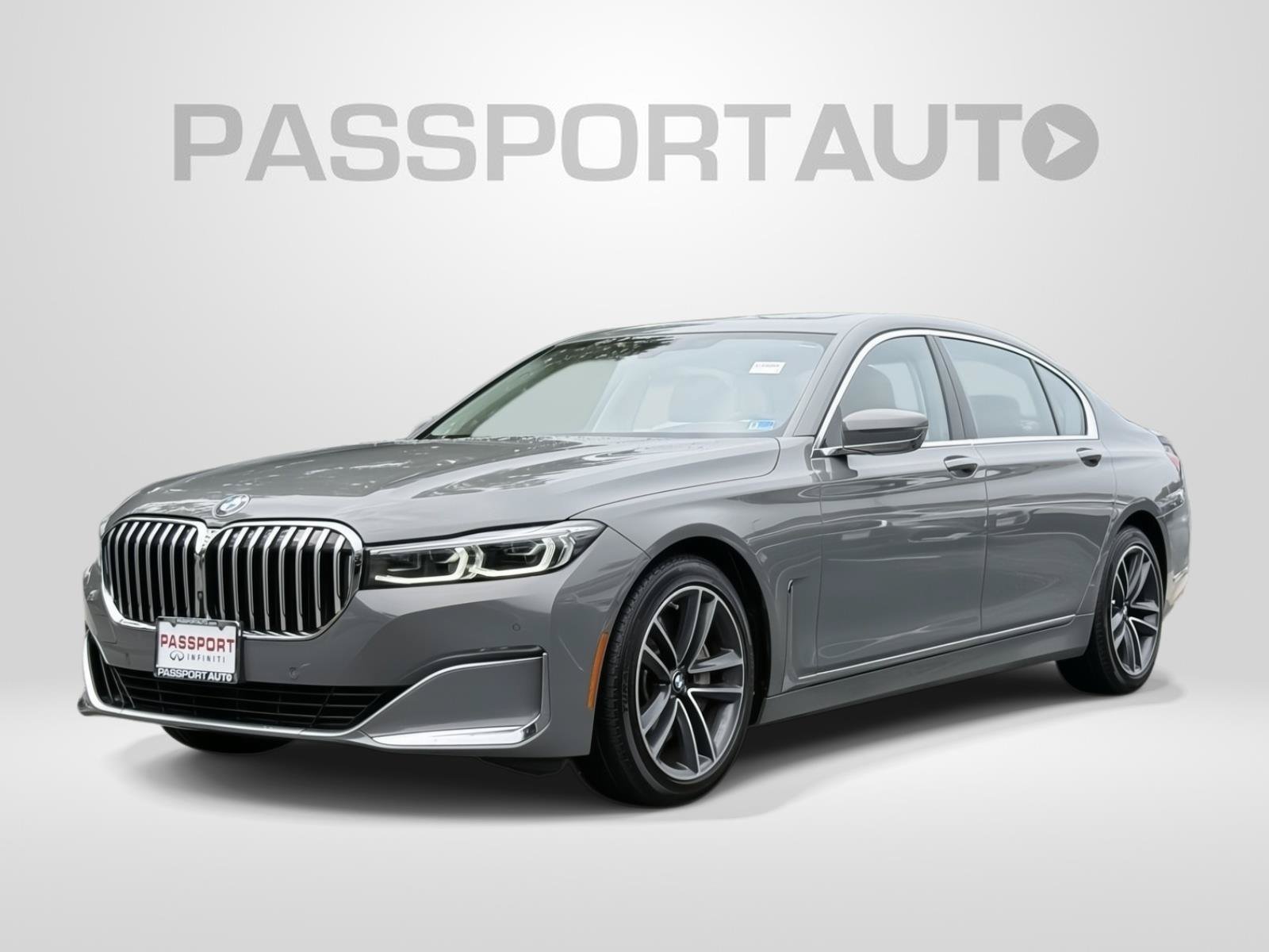Used 2022 BMW 750i xDrive w/ Luxury Rear Seating Package AWD/4WD image 1