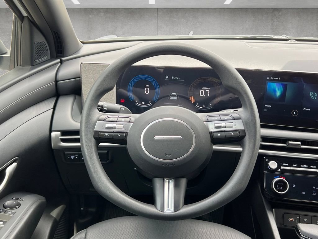 Used 2025 Hyundai Santa Cruz SEL FWD image 21