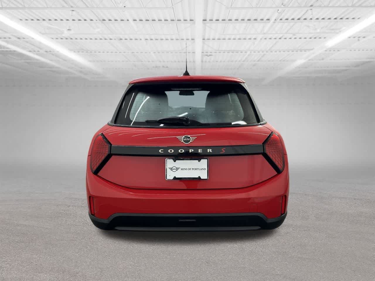 Certified 2025 MINI Cooper S image 4