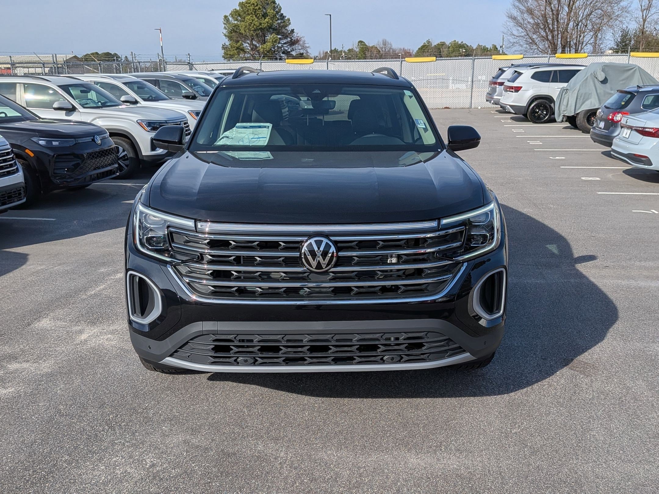 New 2026 Volkswagen Atlas SE AWD/4WD image 8