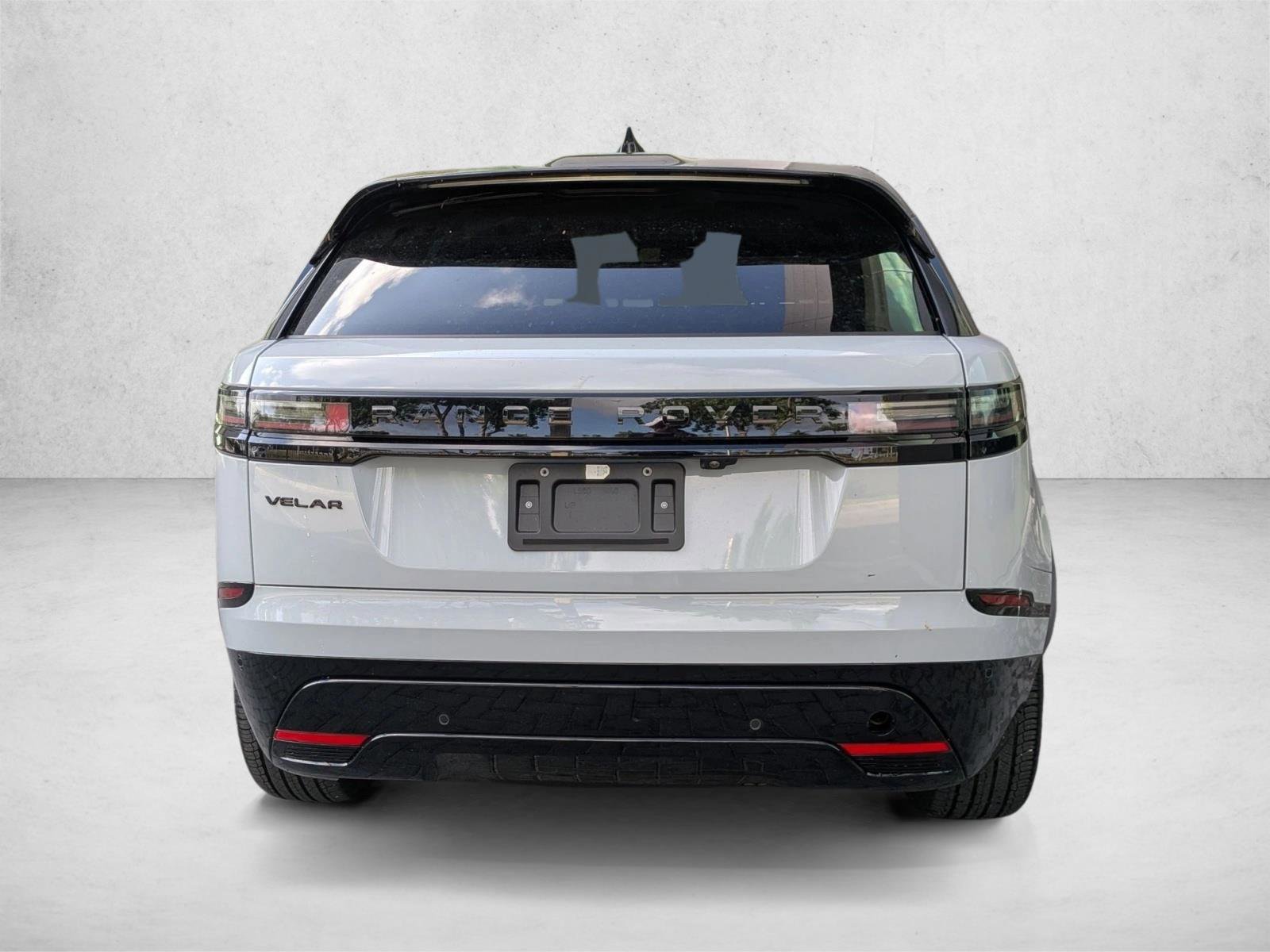 Used 2026 Land Rover Range Rover Velar Dynamic SE AWD/4WD image 6