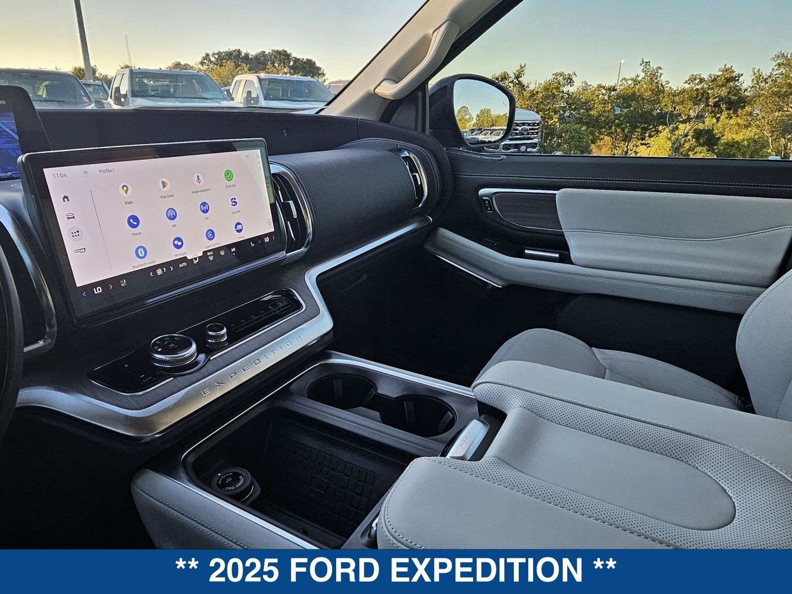 New 2025 Ford Expedition Platinum w/ Platinum Ultimate Package image 35