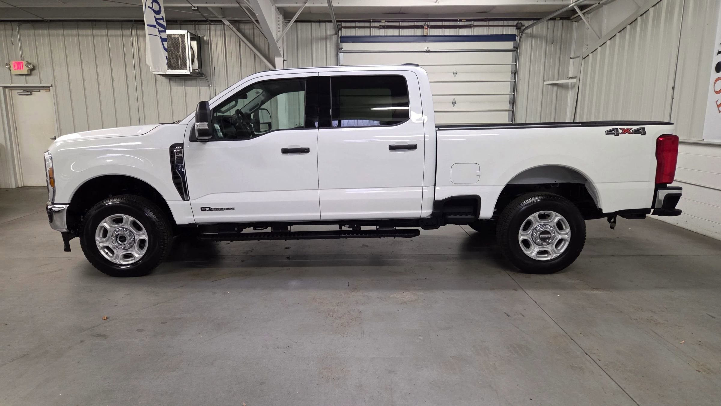 Used 2026 Ford F250 XLT image 3