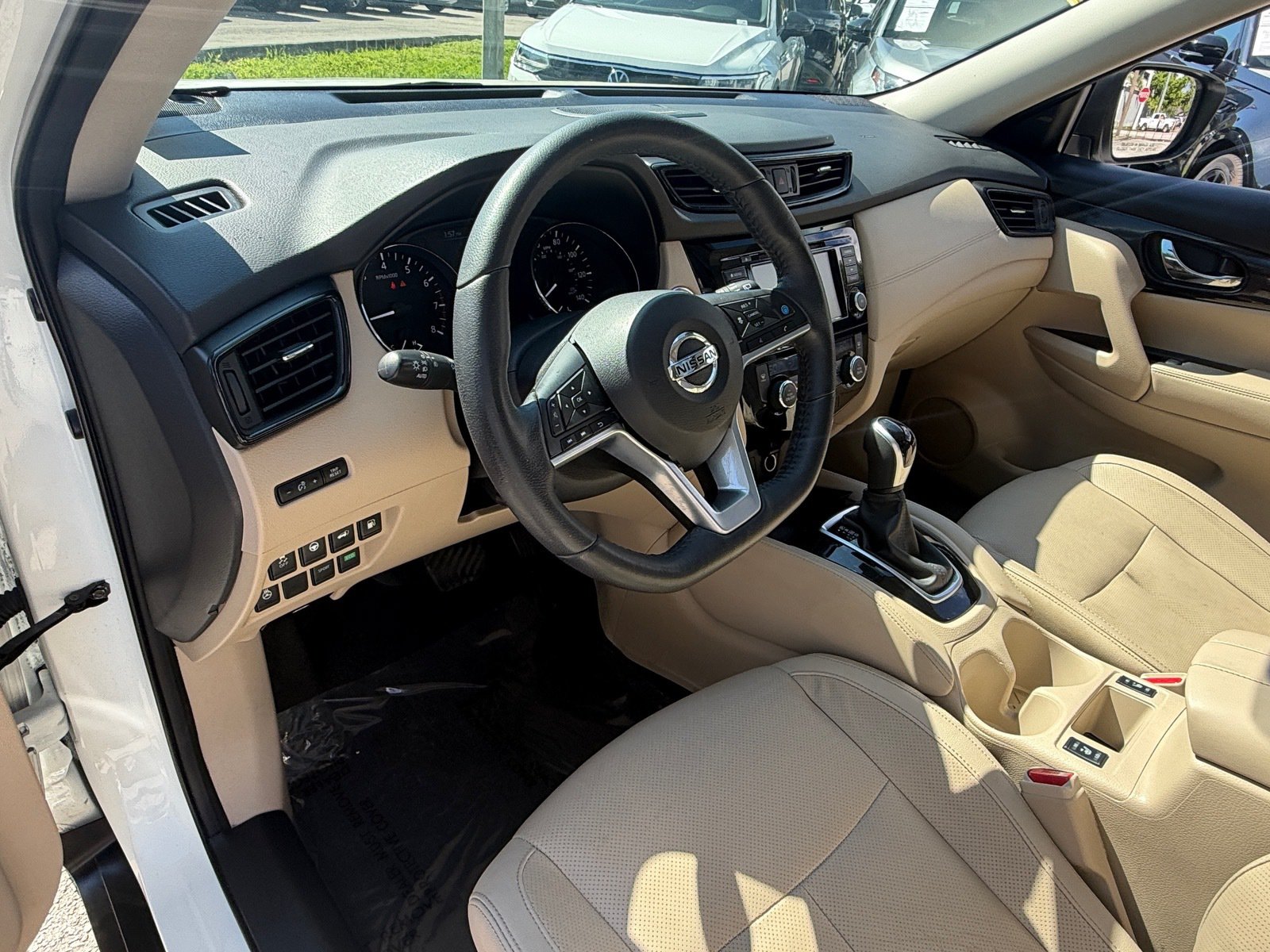 Used 2019 Nissan Rogue SL w/ Premium Package FWD image 10