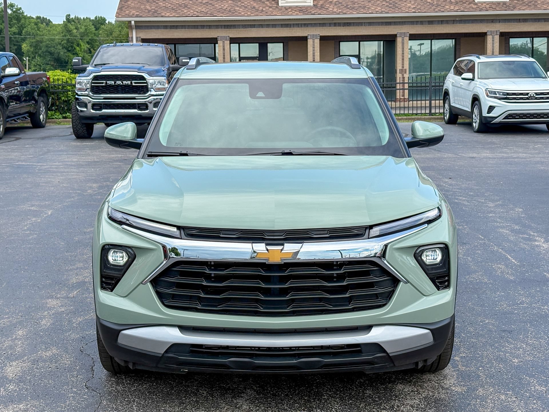 Used 2026 Chevrolet TrailBlazer LT FWD image 4