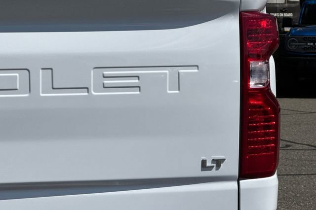 Used 2025 Chevrolet Silverado 2500 LT w/ Convenience Package image 51