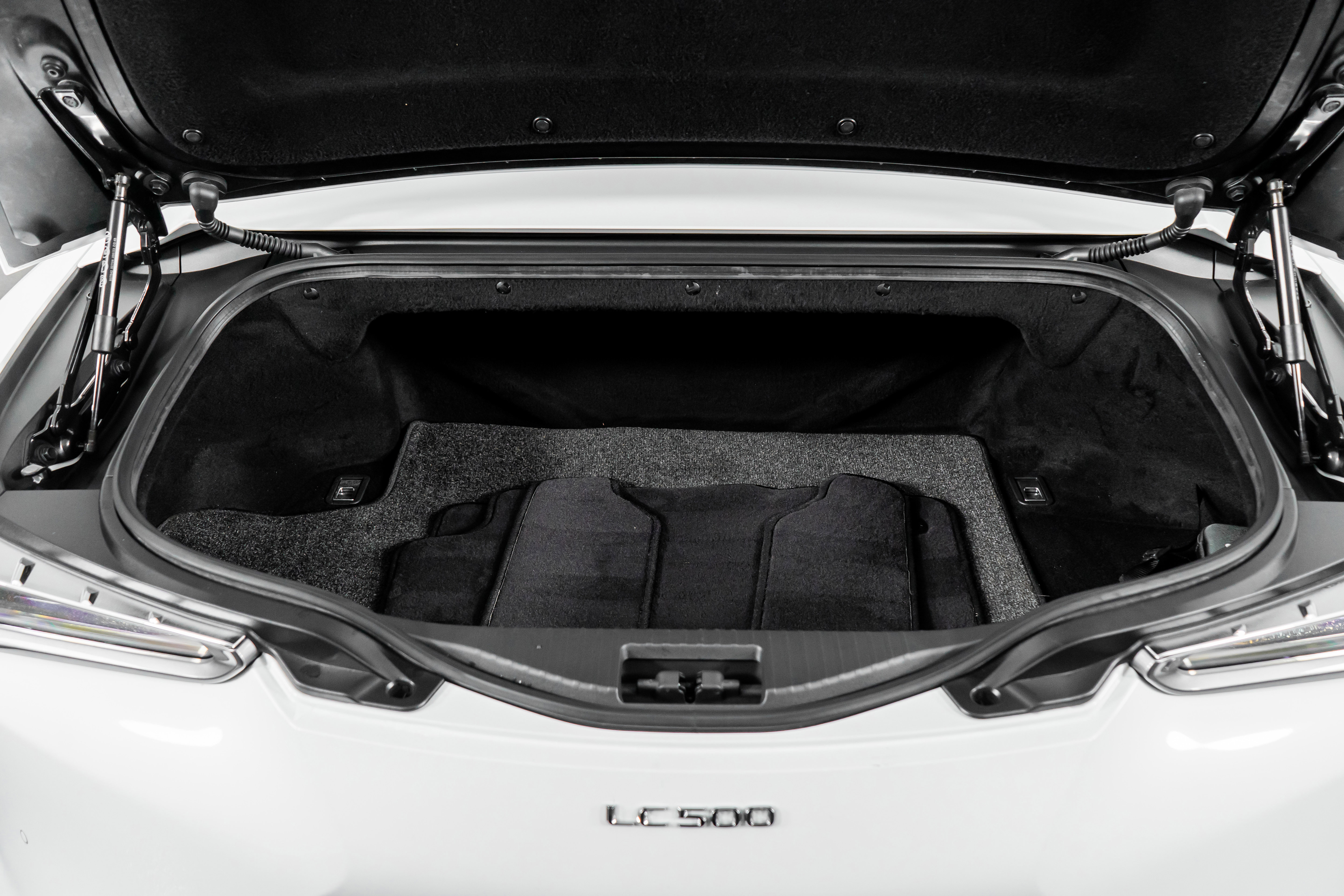 Used 2024 Lexus LC 500 Convertible image 49