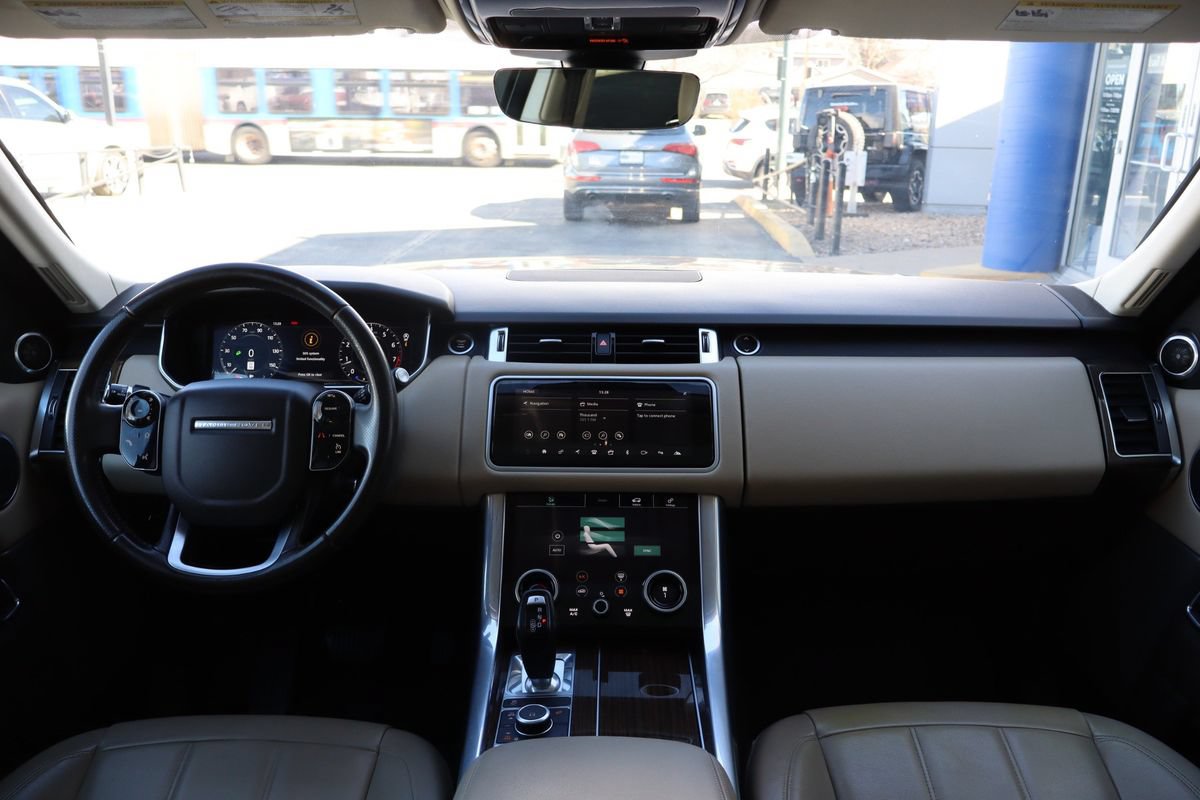 Used 2018 Land Rover Range Rover Sport SE AWD/4WD image 14