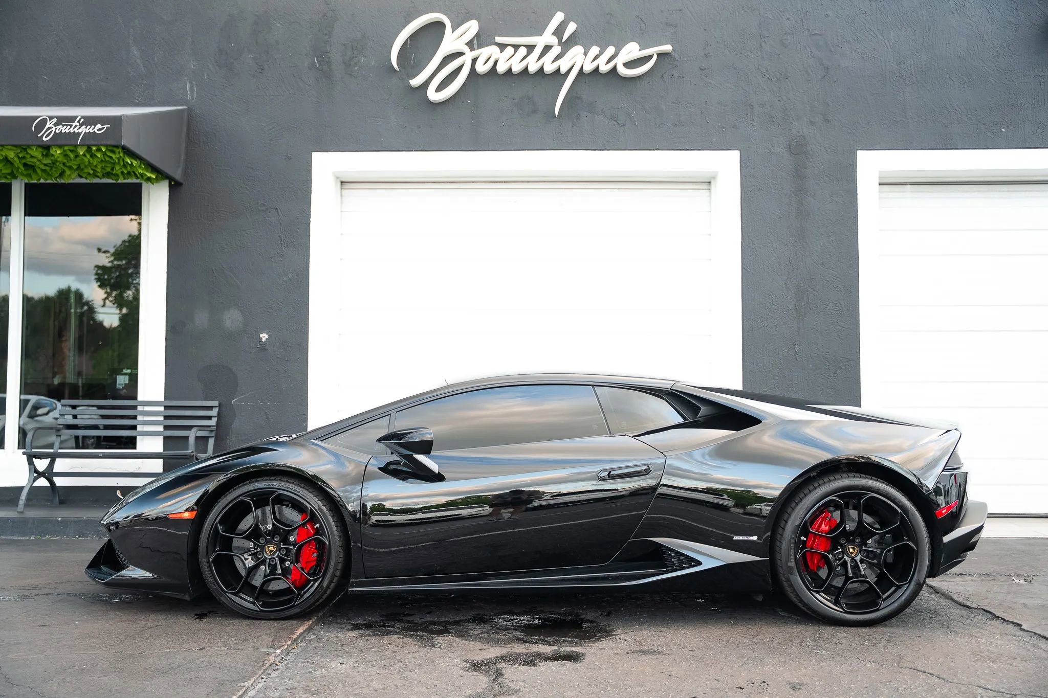 Used 2015 Lamborghini Huracan LP 610-4 AWD/4WD image 10