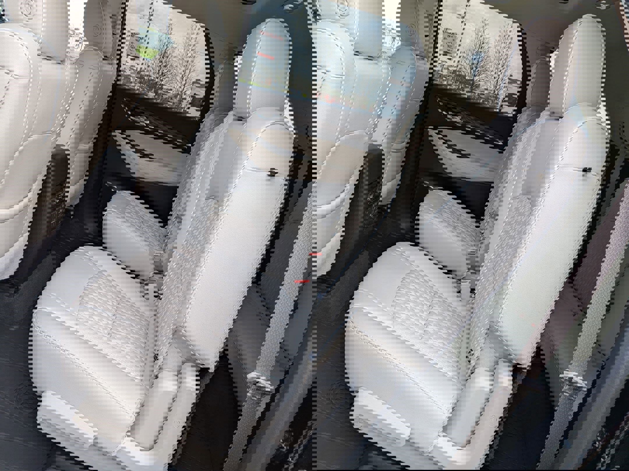 Used 2023 Buick Enclave Avenir w/ Avenir Technology Package image 29