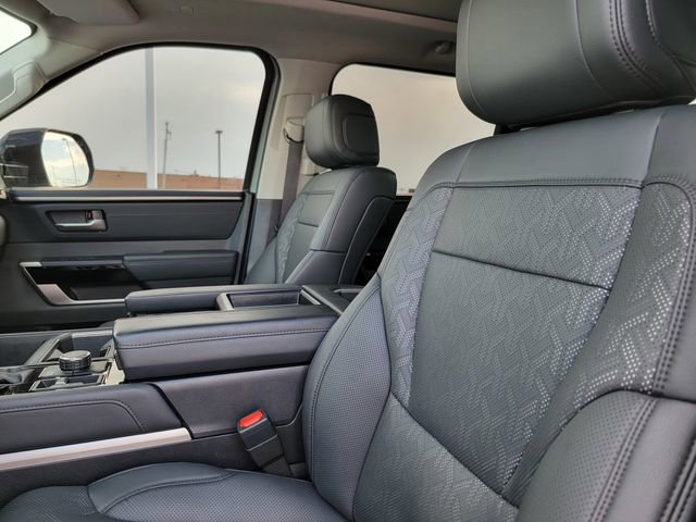 Used 2024 Toyota Tundra Limited AWD/4WD image 14