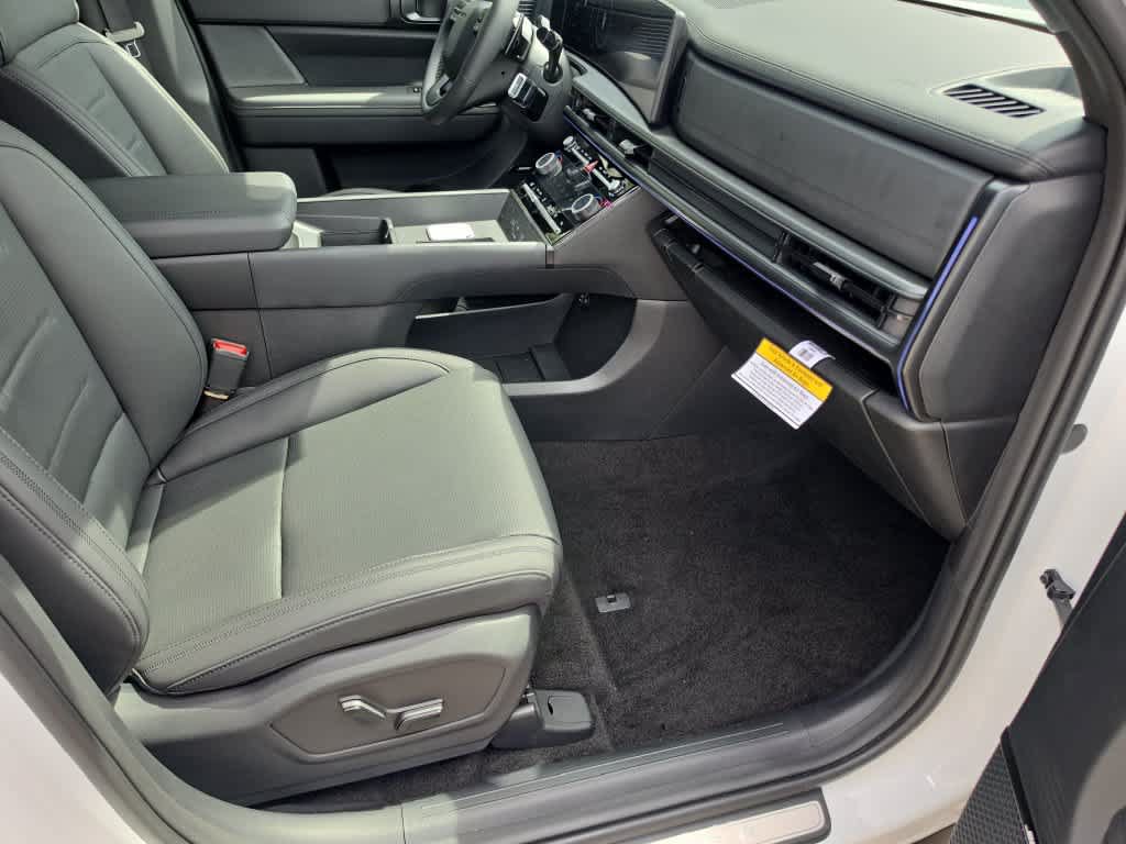 New 2027 Hyundai Santa Fe Calligraphy FWD image 23