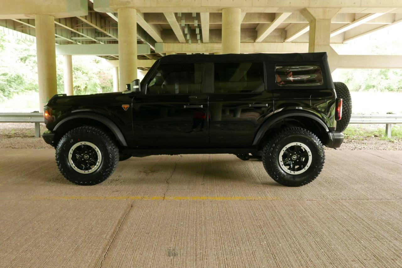 Used 2021 Ford Bronco Badlands AWD/4WD image 32