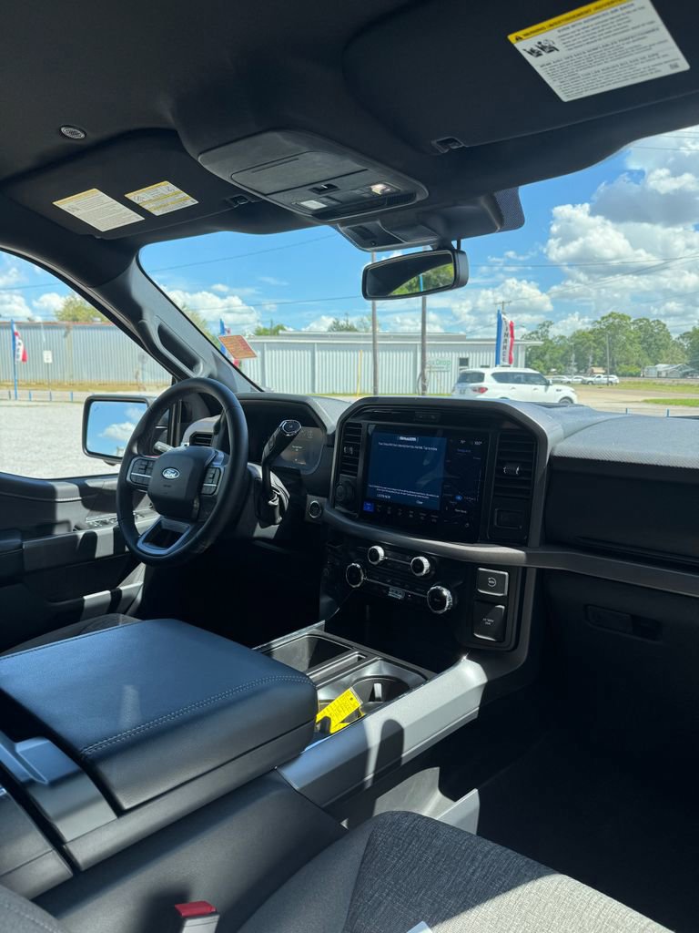 Used 2025 Ford F150 XLT w/ Equipment Group 302A MID image 13