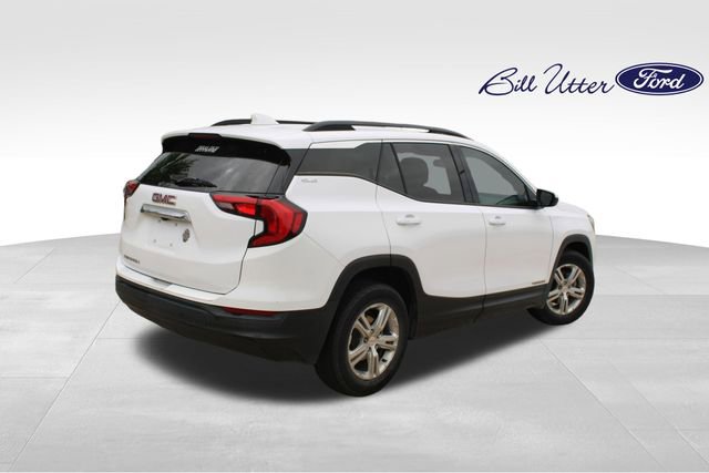 Used 2020 GMC Terrain SLE w/ Driver Convenience Package FWD image 5