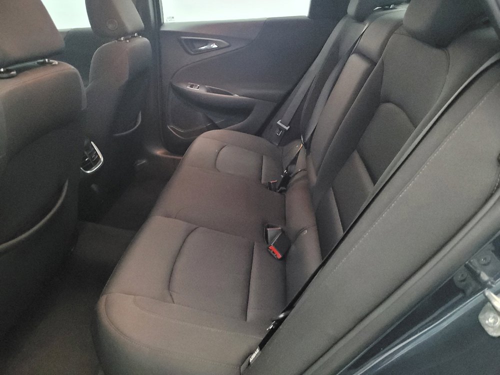 Used 2021 Chevrolet Malibu LT FWD image 18