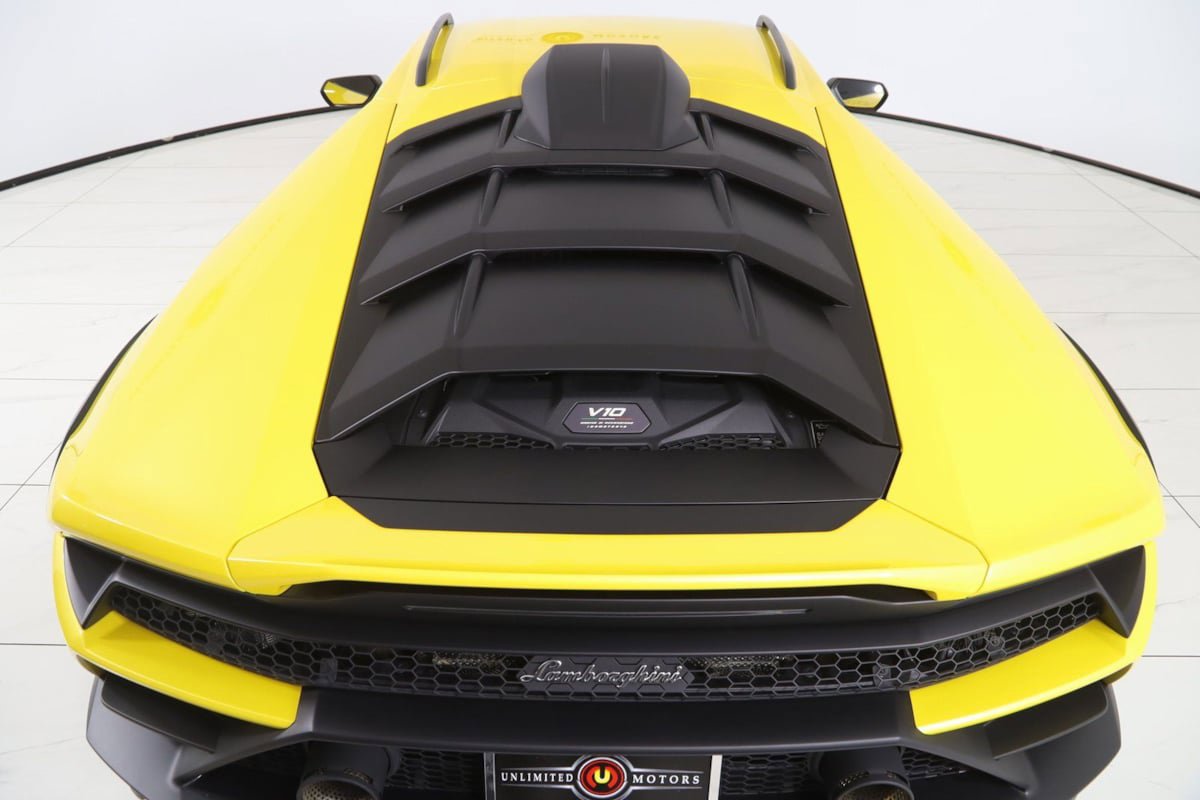 Used 2024 Lamborghini Huracan Sterrato image 88