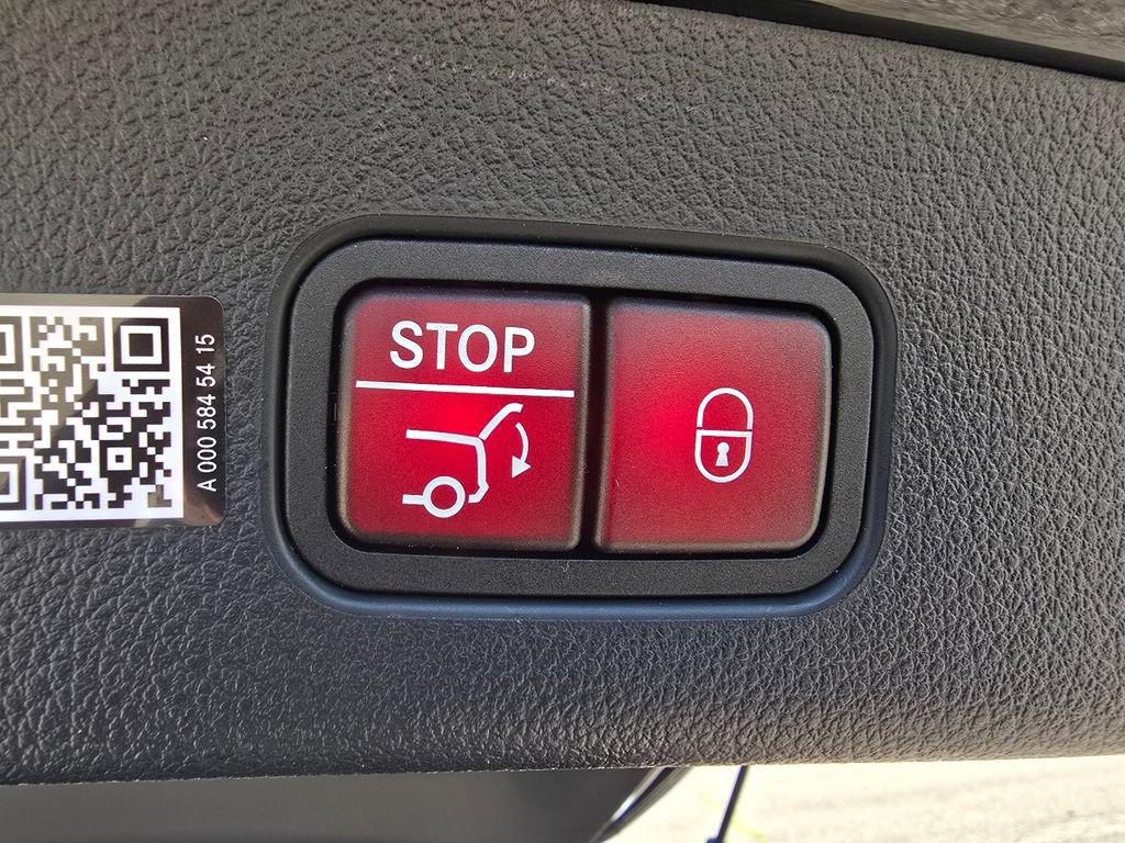 Used 2026 Mercedes-Benz GLC 300 4MATIC image 20